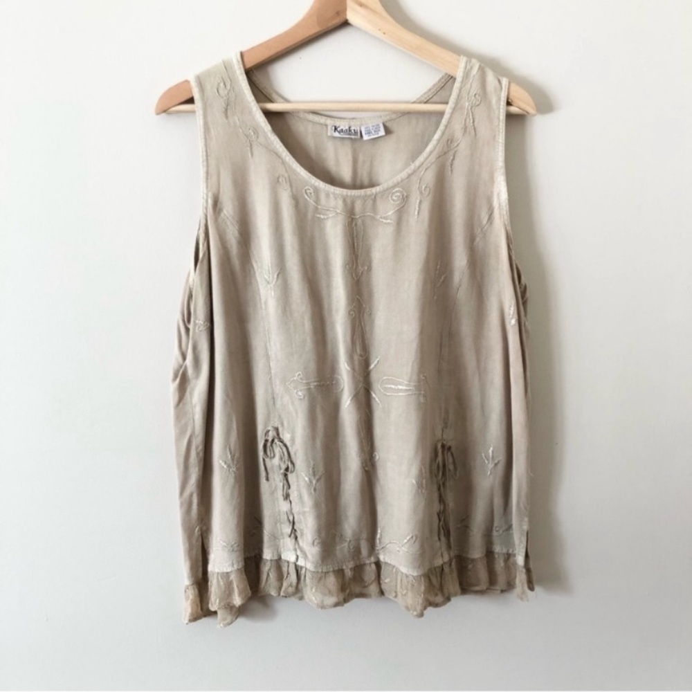 Kaaku • Beige Embroidered Women's Top